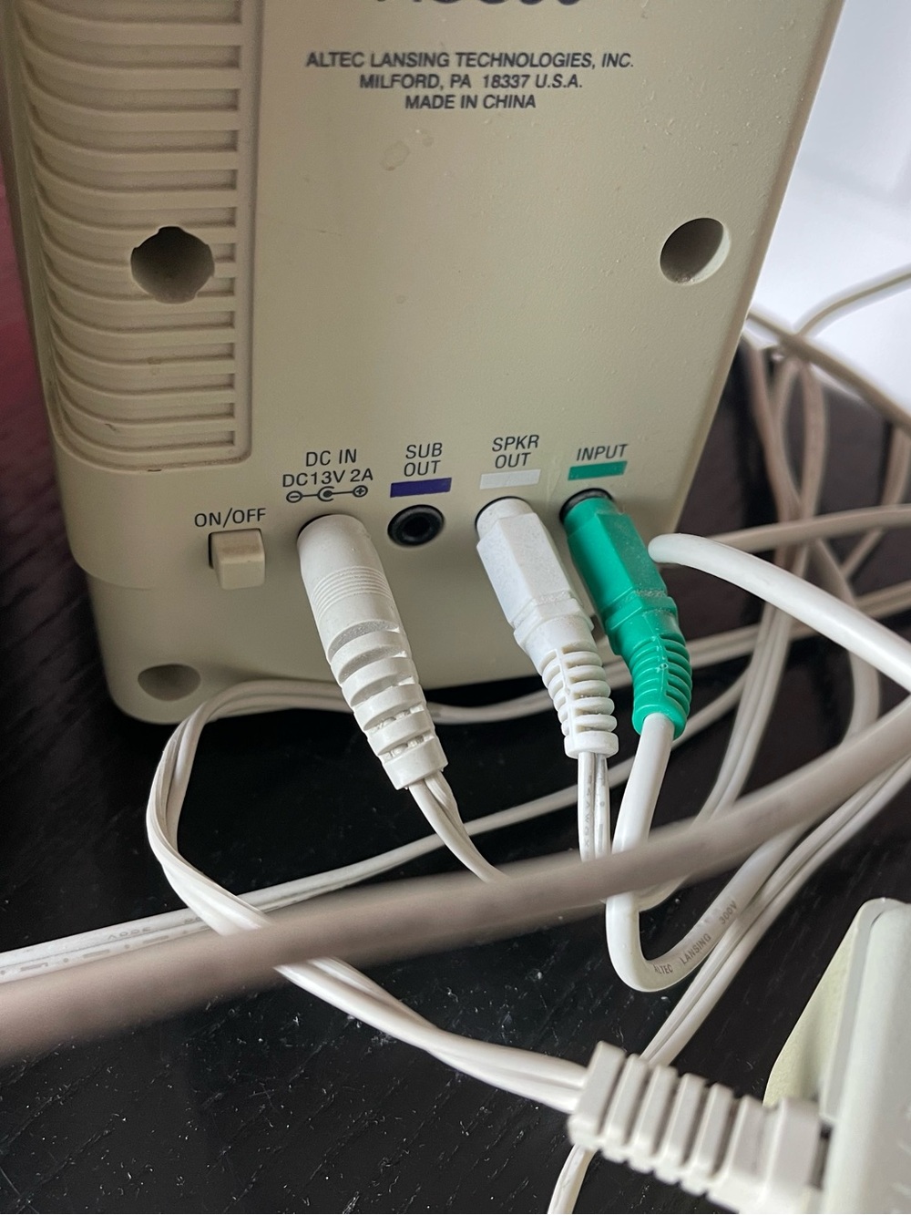 Beige Computer Speaker System - Picture 3 of 3
